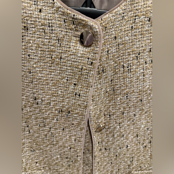 Calvin Klein Women’s Business Suit - Picture 2 of 8